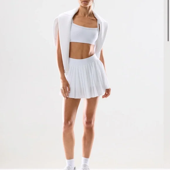 Aritzia TNA Movetech™ Tennis Pro Micro Skirt - Picture 1 of 8